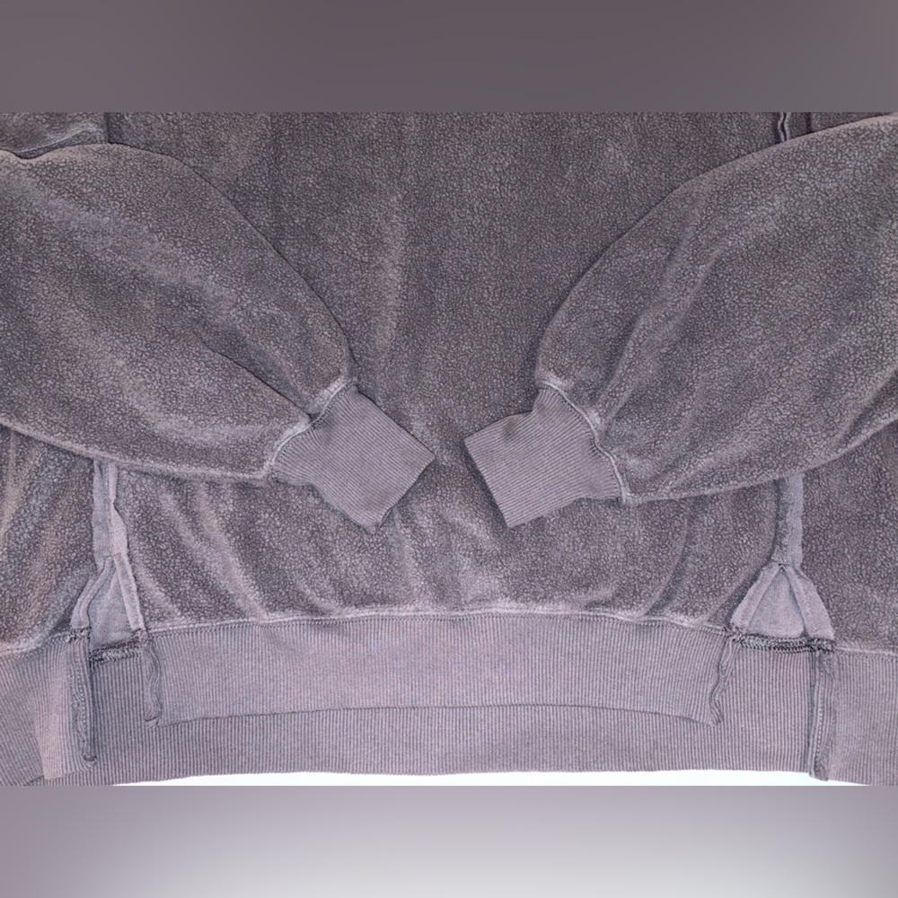 American Eagle This Feels Seriously Huggable Sweatshirt Dark Charcoal – Small - Picture 6 of 12